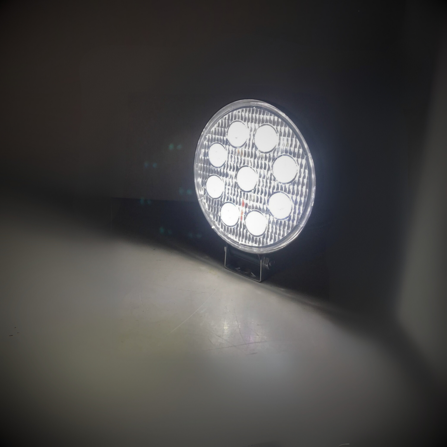 FARO 9 LED REDONDO MOTOS CARROS