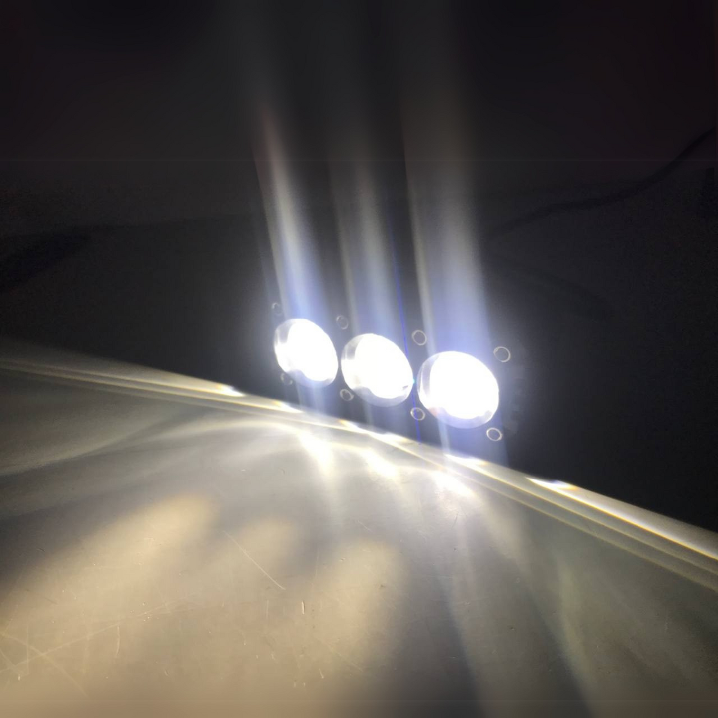 FARO 3 LED TIPO LUPA CON VENTILADOR MOTOS Y CARROS