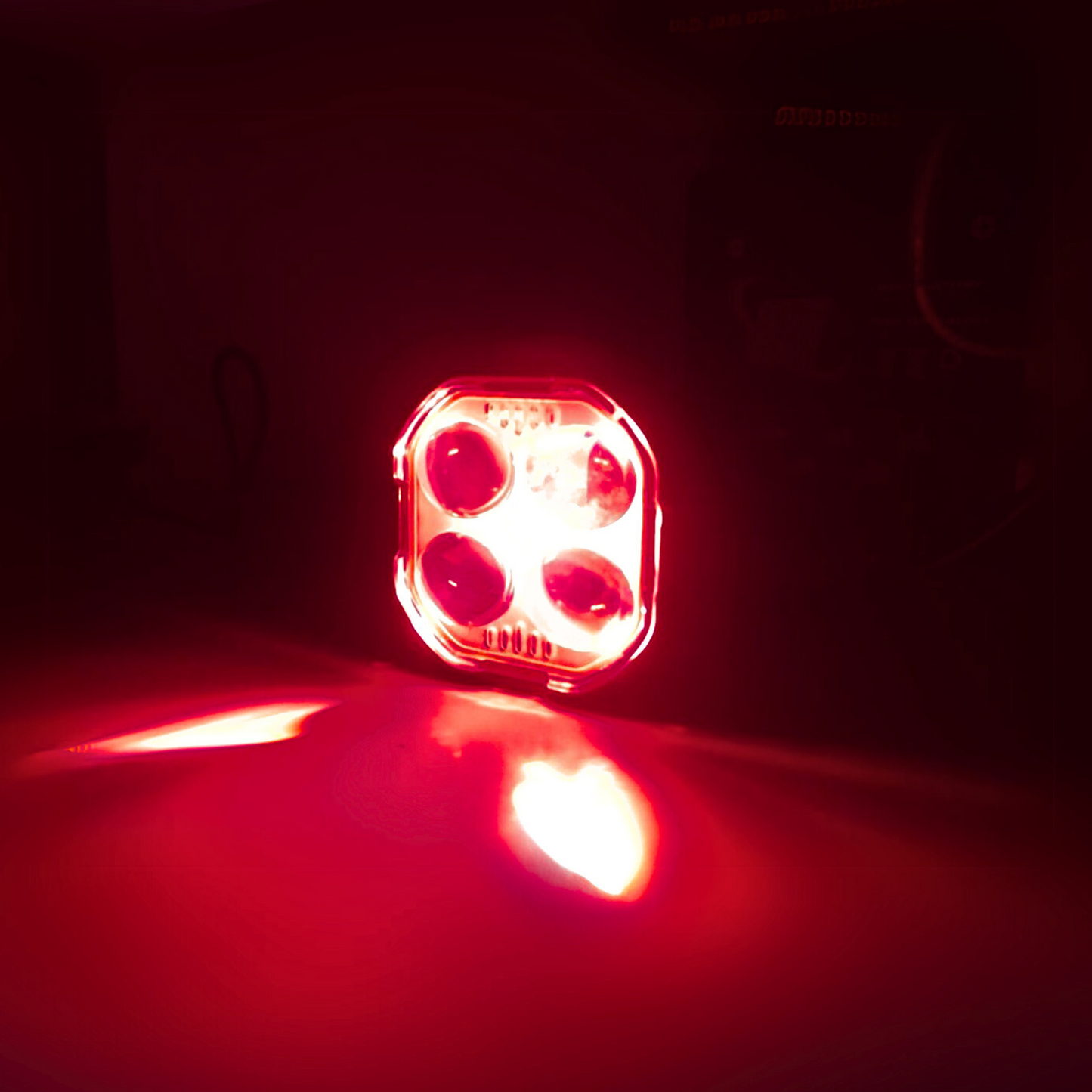 FARO 4 LED LUPA EXPLORADOR ARO DE LUZ ROJO