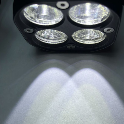 FARO 4 LED 20W CUADRADO LUZ BLANCA STOCK PAR