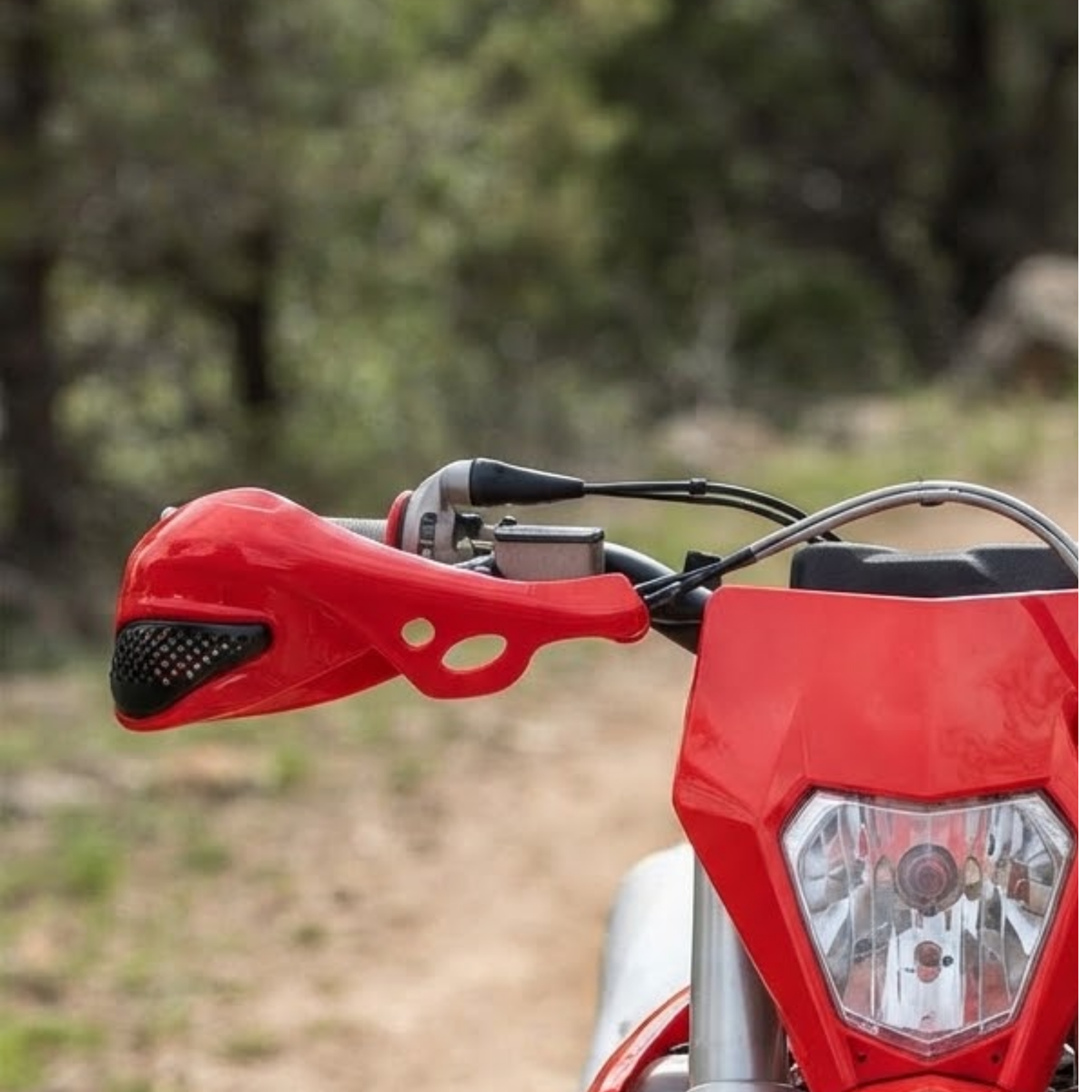 PROTECTORES DE LEVA PLASTICO ENDURO ROJO CON NEGRO