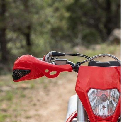 PROTECTORES DE LEVA PLASTICO ENDURO ROJO CON NEGRO