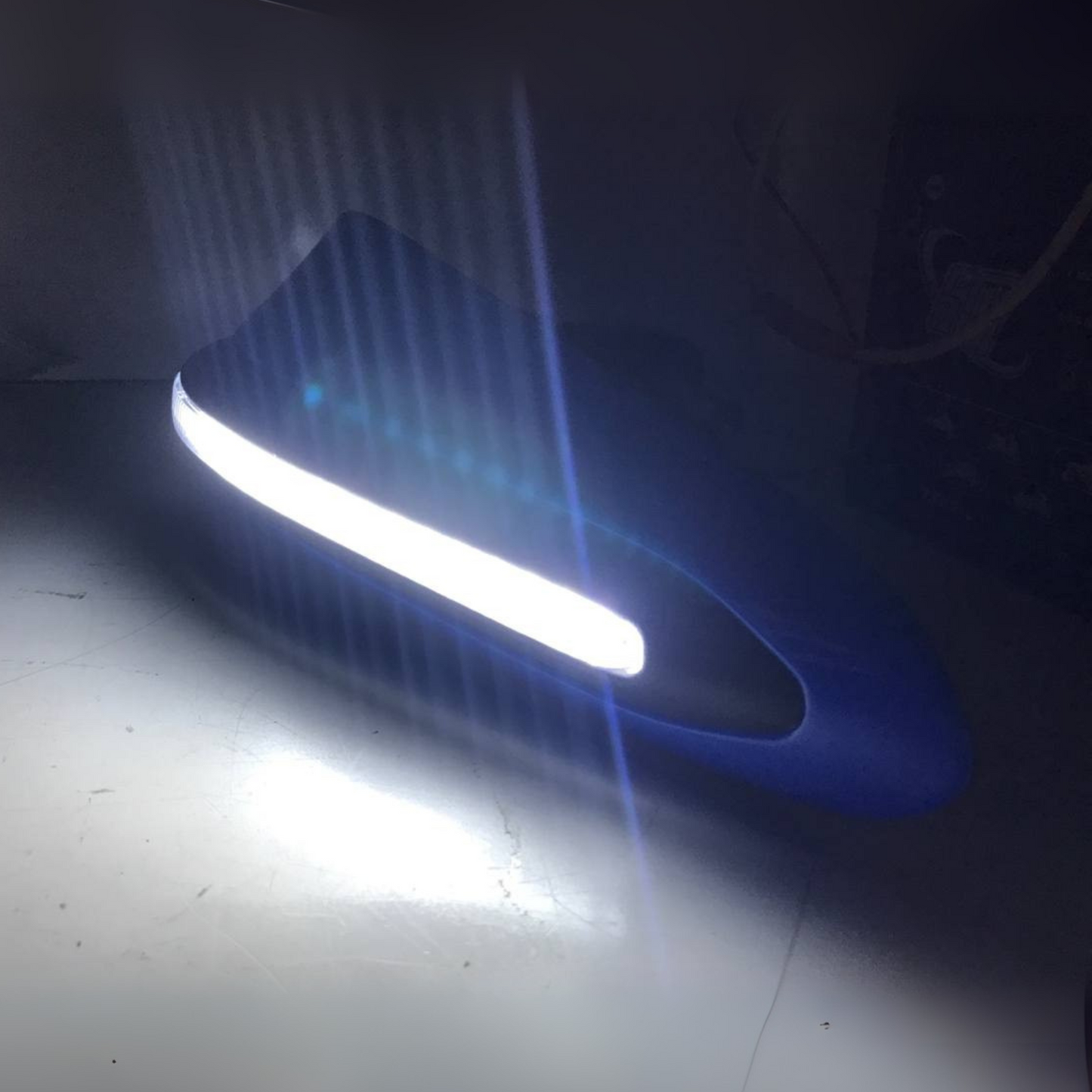 PROTECTORES DE LEVAS AZUL CON LUZ BLANCA